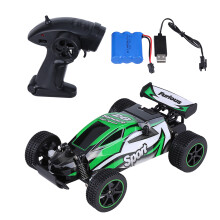 Kinderauto met afstandsbediening, 2,4 GHz signaalstabiliteit, oplaadbare batterij, sterke wielen, nauwkeurige wielafstelling, hoogwaardige en