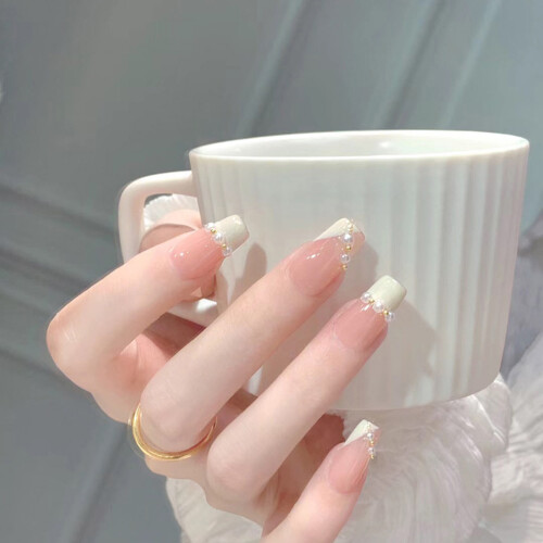 (Standard) Pink Pearl Fake Nails for Stage Performance 1