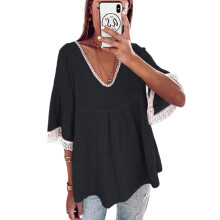 Rövid ujjú, V-nyakú blúz, fodros ujjú, plus size laza tunika gyűrődésmentes és rakott dizájnnal nyári kismama divathoz