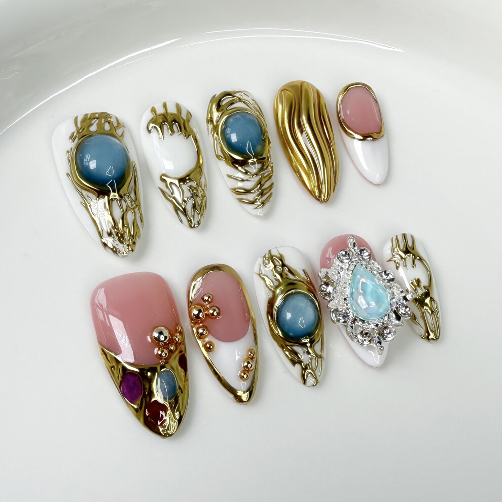 Dachuang Beauty Gold (S) 10Pcs Glossy Almond Fake Nails With Beads