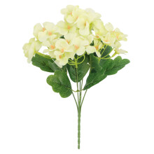 Kunstbloemen voor buiten in de aanbieding: creatieve Valentijnsdagdecoratie met gouden folie, rozenimitatie, onsterfelijke bloemen.