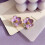 Brincos de flor para mulheres, roxo e branco, 1 par 4