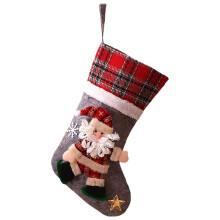 Chaussettes de Noël en peluche à carreaux 7,87 x 15,7 pouces