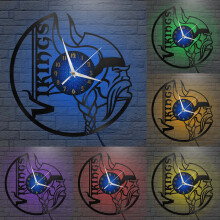 Horloge murale en vinyle Vikings avec lumière LED