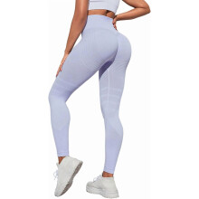 Deze 3D-legging stimuleert de stofwisseling, lift en vormt de billen, is huidvriendelijk en ademend, en rolt niet op.