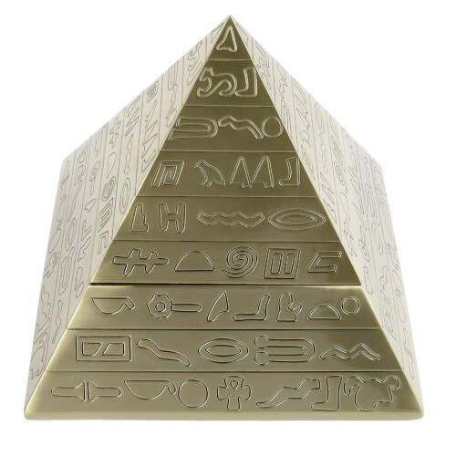 Bronze Pyramid Ashtray Alloy 5.0x5.0x4.5in Rustproof Elegant Pattern 2