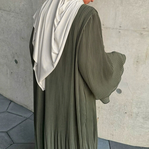 Elegant Women's Dubai Style Chiffon Pullover Robe with Pleated Design and Solid Color 1