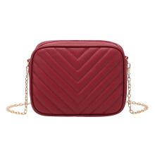 Prešívaná kabelka cez rameno pre ženy, crossbody kabelka s retiazkovým popruhom, mäkká taška cez rameno