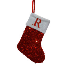 26 darabos hímzett karácsonyi harisnya csillámos flitterekkel és bársonnyal, ünnepi családi dekoráció (R betű), hagyományos akasztókkal