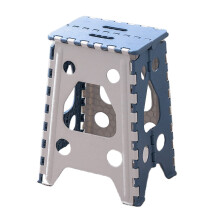 Tabouret pliant 45,7 cm (18 po), portable et antidérapant, supporte jusqu'à 181 kg (400 lb) – Bleu