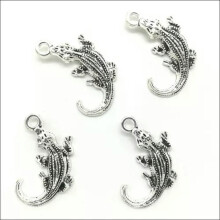 Lot4/20/50 st Krokodil alligator legering berlocker hängen Smyckestillverkning 17x27mm-forntida silver-60 st