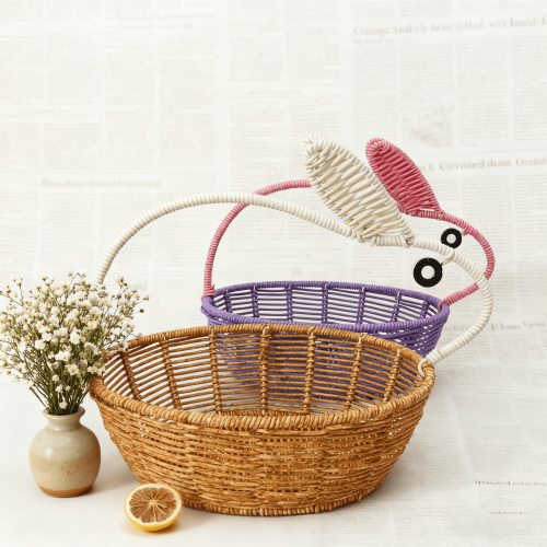 Panier décoratif en rotin tressé avec anse en forme d'animal