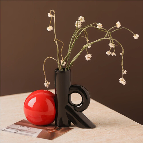 Modern Ceramic OK Letter Vase, Creative Dopamine Ceramic Flower Vases 2