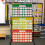 Quadro de parede para sala de aula OOKWE com bolsos e fechos de velcro. 2