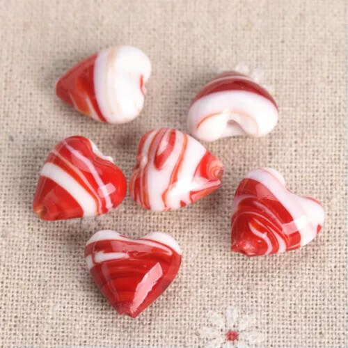 Herzförmige Lampwork-Glasperlen, rot-weiß, 10 Stück