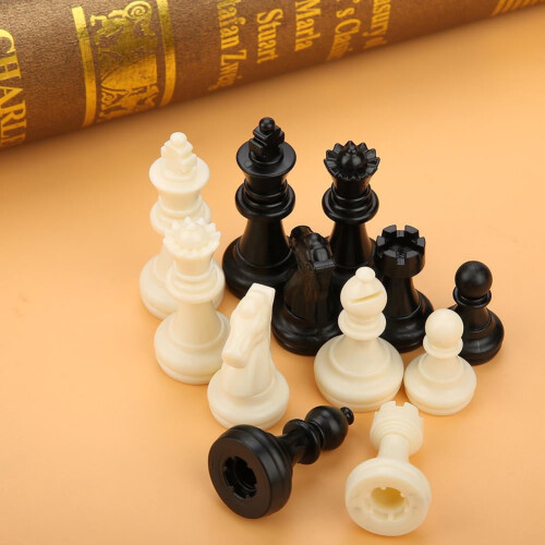Standard Chess Pieces Black and White 32-Piece Set Plastic 2