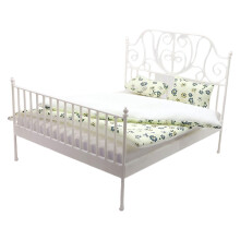 Miniature Iron Bed with Removable Bedding Model Project Decorative Accessories For 1/12 Scale Dollhouses Scene Display