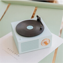 Wireless mini Bluetooth card speaker with vinyl record player appearance