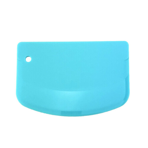 Dough Scraper – Flexible Plastic Bench Scraper, compatible with Sharp Edge & Angles Cake Scraper, Non-Slip Decorating & Modeling Tool