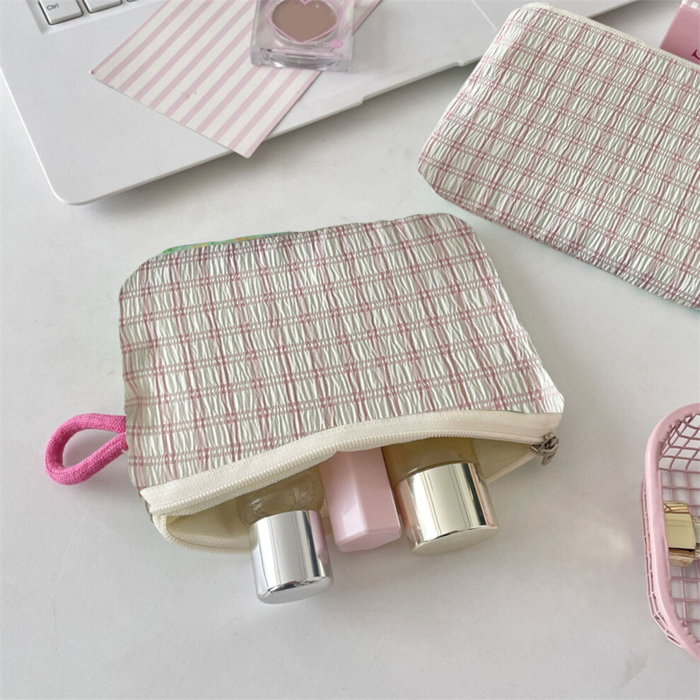 Woolen Knitted Cosmetic Bag â Striped Color-Block Mini Zipper Pouch (16x11x3cm), Polyester, Leakproof & Easy Clean, Travel Organizer â