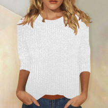 Blusa feminina de lantejoulas com gola redonda e mangas 3/4.