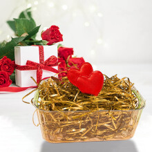 Valentine's Basket Stuffers – 100g Shimmering Golden Silk Raffia Grass, Filler for Gift Baskets, Boxes, Easter & Party Wrapping (Compatible with