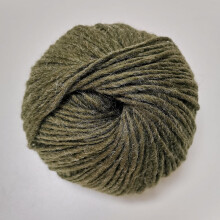 Donkergroen haakgaren, rol van 50 g, 30% wol, 70% acryl