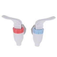 2Pcs Water Spigot for Water Jug with Downward Curved Flat Spout for Homeowners