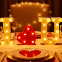 Verbeterde LED-letterverlichting "I Love You" LED-letterverlichting Jubileum- en Valentijnsdecoratie Valentijnsdagcadeaus