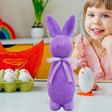 Osterhasenfiguren mit Fliege – Tisch-, Kaminsims- und Mittelstückdekoration für Frühlingszuhause und Büro
