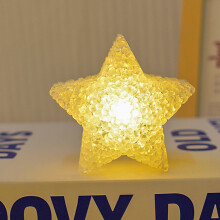 Handheld Star Lantern – Portable Stage Performance Lamp & Dance Prop Light, Compatible with Theatrical Events