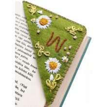 Hand-Embroidered Felt Triangle Bookmark with Custom Flower & Letter Design – Unique Cute Book Lovers' Accessory