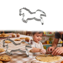 Running Horse Cookie Cutter - Stainless Steel Animal Baking Mold for Themed Parties & Holiday Treats
