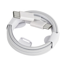 Cabo USB-C de ponta dupla com transferência de dados de 480 Mbps e alta velocidade.