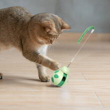 Interaktives Katzen-Leckerli-Puzzlespielzeug mit Spielstab und beschwertem Sockel – Futterautomat zur geistigen Anregung und gegen Langeweile für