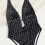 Costume intero da donna a righe verticali per l'estate 5