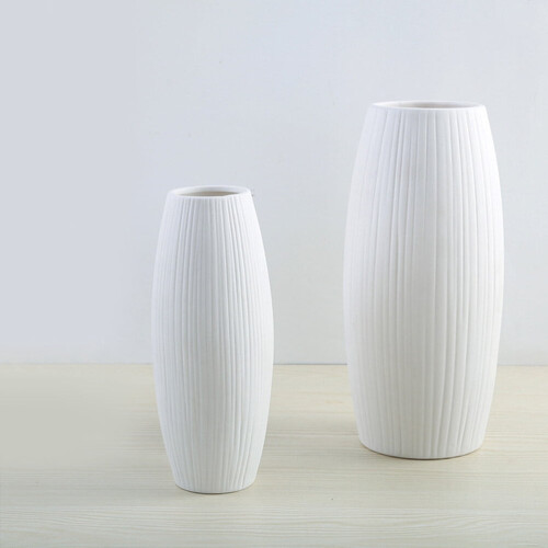 Vază ceramică albă 4x4x18.3cm 1