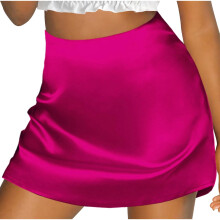 Dames minirok met hoge taille, A-lijn model, van satijn met ritssluiting en ingebouwde, gevoerde shorts voor extra comfort.