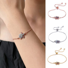 Adjustable Shiny Rhinestone Sea Turtle Bracelet for Women & Girls – Dainty Silver Jewelry Gift, Compatible with Daily Wear