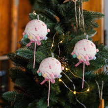 Cute Pink Macaron Foam Candy Xmas Ornaments, Cartoon Tree Hanging Pendants, Festive Holiday Decor Props, Compatible with Christmas Trees