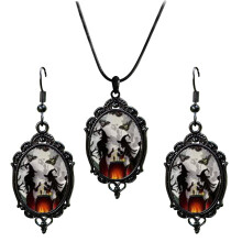 Ensemble de bijoux gothiques d'Halloween pour femmes : boucles d'oreilles et collier de sorcière, motif diable vintage – Parfait pour les