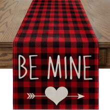Valentine's Day Table Runner – Love Heart Buffalo Plaid & Garland Design, Compatible with Anniversary Party, Home & Kitchen Decoration