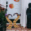 Décoration de jambes de sorcière d'Halloween avec piquet 2