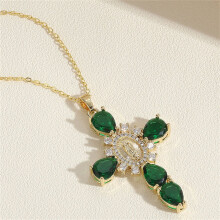 Collier pendentif en zircone plaqué or, chaîne clavicule femme avec motif Notre-Dame, option or rose, cadeau pour Noël, la Saint-Valentin, les