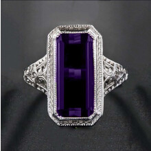 Women's Natural Emerald Large Rectangular Inlaid Zircon Ring