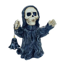 Dekorácia z živicovej lebky na stôl a domáce dekorácie pre Halloween