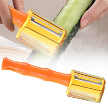 3-in-1 Vegetable & Fruit Peeler with Container – Potato Peeler, Carrot Slicer & Grater, Ergonomic Kitchen Tool for Home, BBQ, Camping, Travel