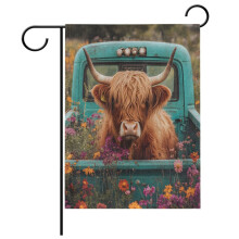 Bandiera da giardino bifacciale con motivo di bovini delle Highlands su camion, 28x40 pollici, decorazione stagionale per il giardino.