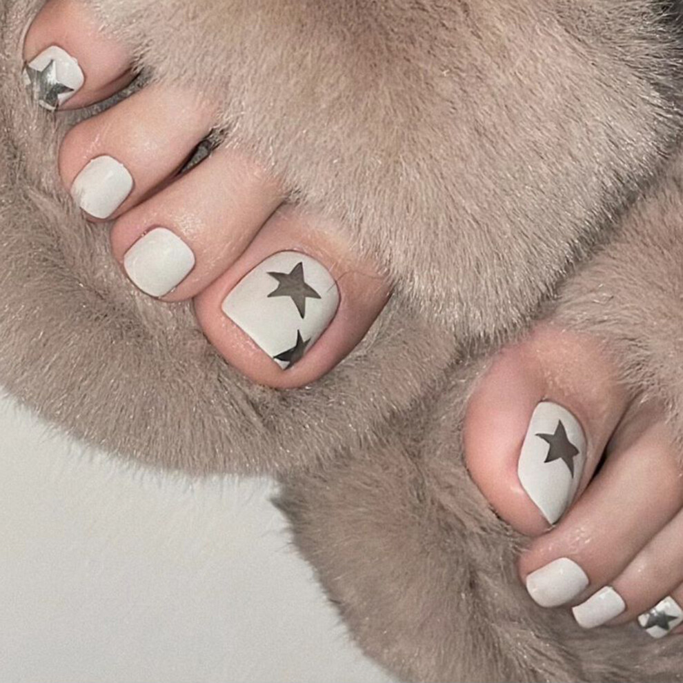 Reach-Tools (Jelly Glue Model) Star-Printed Beige Press-On Toenails, Durable & Comfy