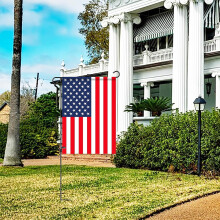 Heavy Duty Garden Flag Stand Pole, 3-Piece, Rust-Resistant, Fits 12.5x18" Mini Flags, Anti-Wind Clip – Compatible with Standard Mini Flags